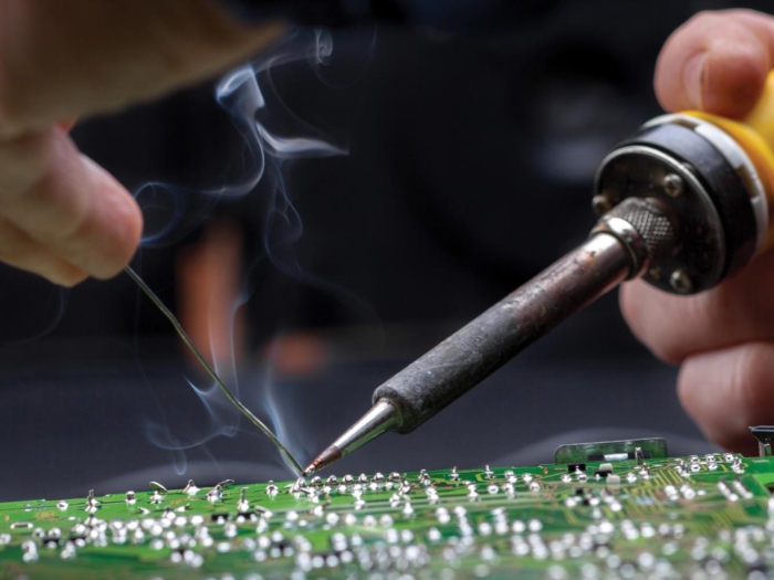 ROBUST SOLDERING IRON STAND - Image 2